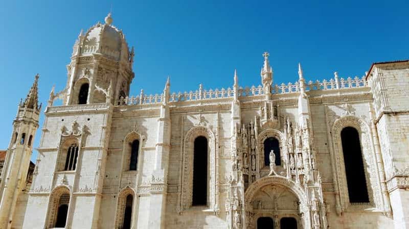 Billet Lisbonne : visite en tuk-tuk (5 h) avec prise en charge gratuite