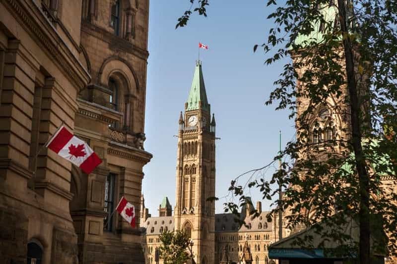 Billet Visite à pied privée en famille à Ottawa : les temps forts
