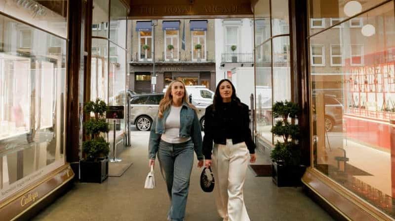 Billet Visite personnalisée avec un styliste expert en mode