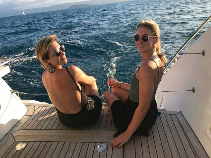 Billet Port Douglas : Croisière au coucher du soleil sur un catamaran de luxe