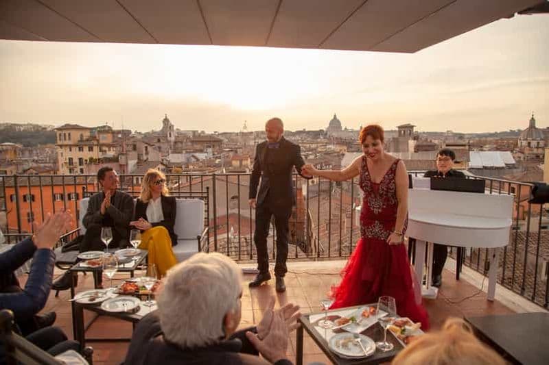 Billet Rome : Spectacle d'opéra dans un bar sur le toit
