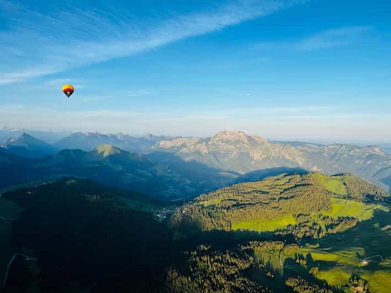 Billet Villy-le-Pelloux: Vol en Montgolfière dans Région d'Annecy