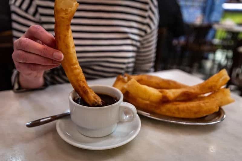 Billet Séville : visite culinaire avec plus de 10 dégustations de tapas, jambon et churros
