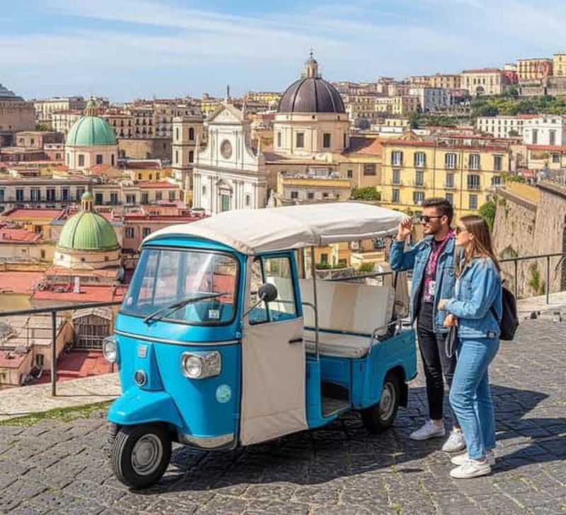 Billet Naples : visite privée en tuk-tuk avec audioguide