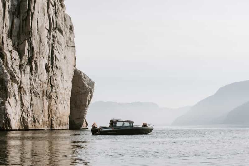 Billet Stavanger : safari en bateau vers le Lysefjord et Preikestolen