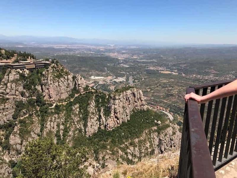 Billet Depuis Salou : Monastère de Montserrat et Colonia Güell