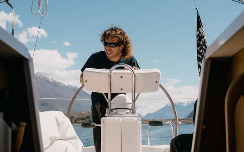 Billet Lac de Côme : sortie en voilier avec skipper et apéritif