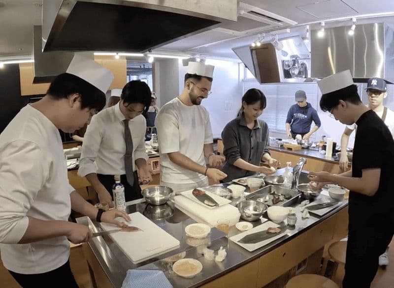 Billet Tokyo : Marché aux poissons de Tsukiji Cuisine de sushis et dégustation de saké