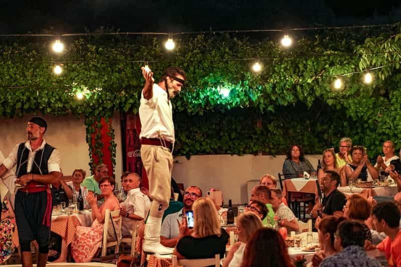Billet Nuit crétoise : Dîner et spectacle au village de Pano Karouzanos
