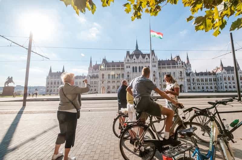 Billet Budapest : Visite guidée à vélo à la découverte de la ville