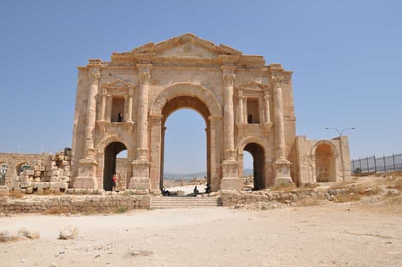 Billet Visite d'une journée à Jerash, au château d'Ajloun et à Umm Qais, en privé ou en partage.