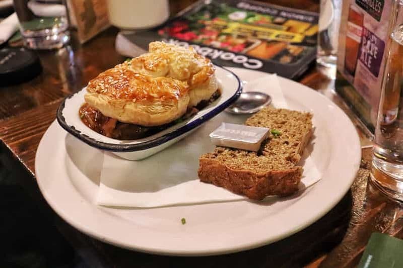 Billet Dublin : visite culinaire locale avec 8 dégustations et boissons