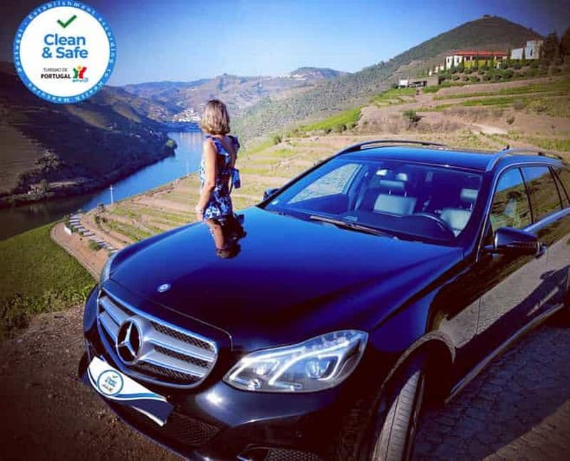 Billet Depuis Porto : Visite privée de la vallée du Douro avec croisière et vin