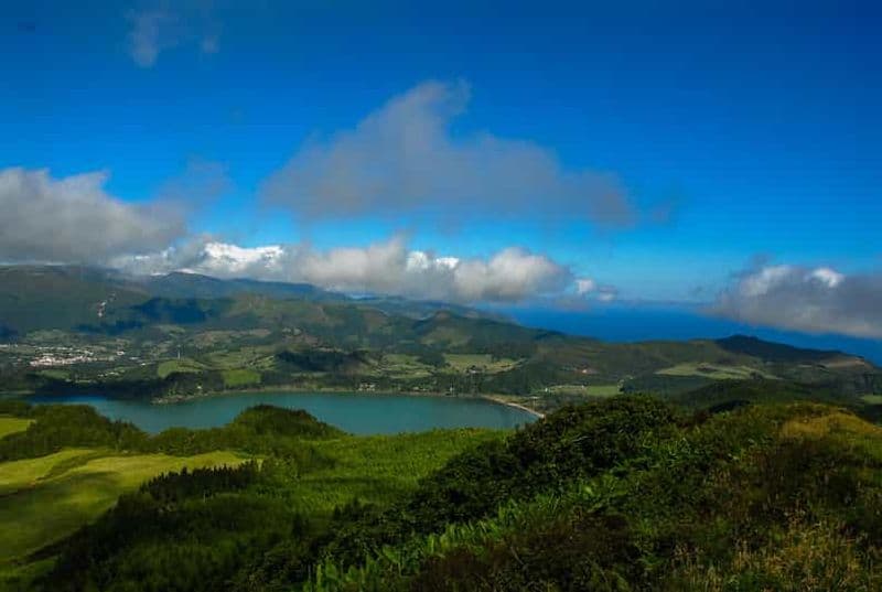 Billet De Ponta Delgada: excursion guidée d'une journée à Furnas et aventure en 4x4