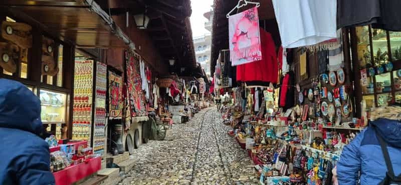 Billet Depuis Tirana : Randonnée au lac Bovilla et visite de la ville de Kruje