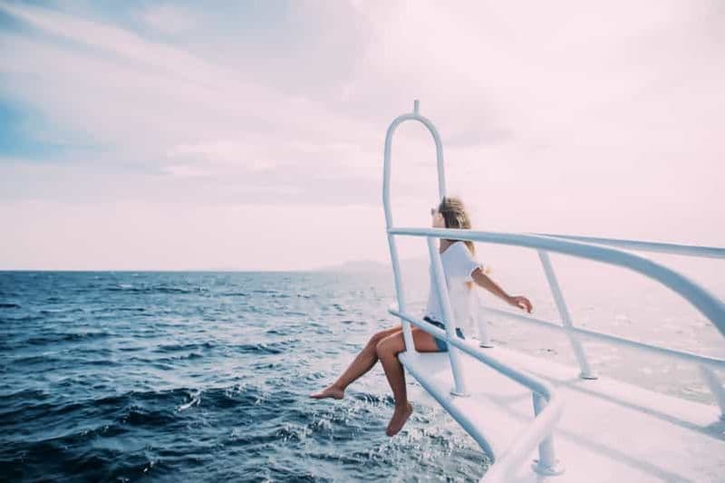 Billet Baie de Makadi : Tour en bateau pour l'observation des dauphins avec déjeuner et boissons.