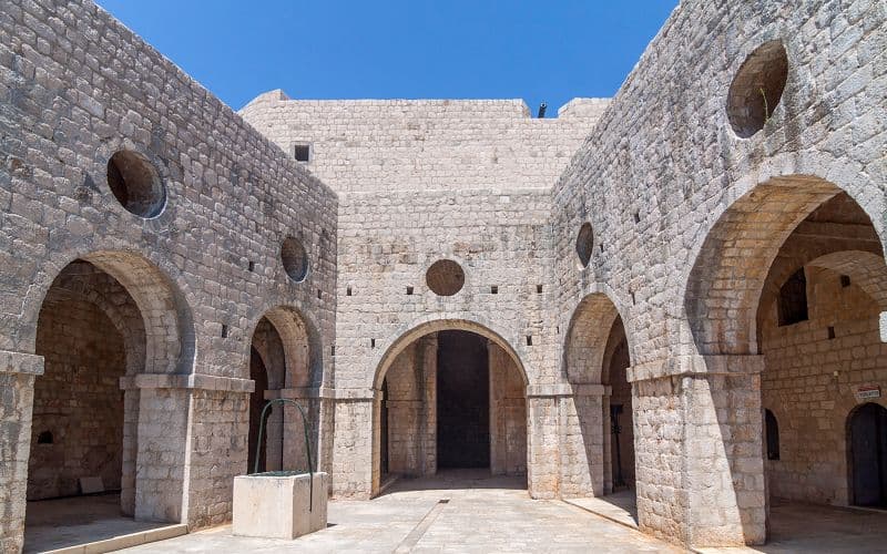 Billet Visite guidée à pied du Débarquement du Roi à Dubrovnik