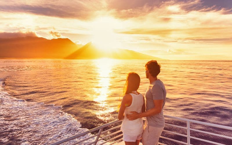 Billet Depuis Split : Croisière touristique de 1 h 30 au coucher du soleil avec boisson de bienvenue