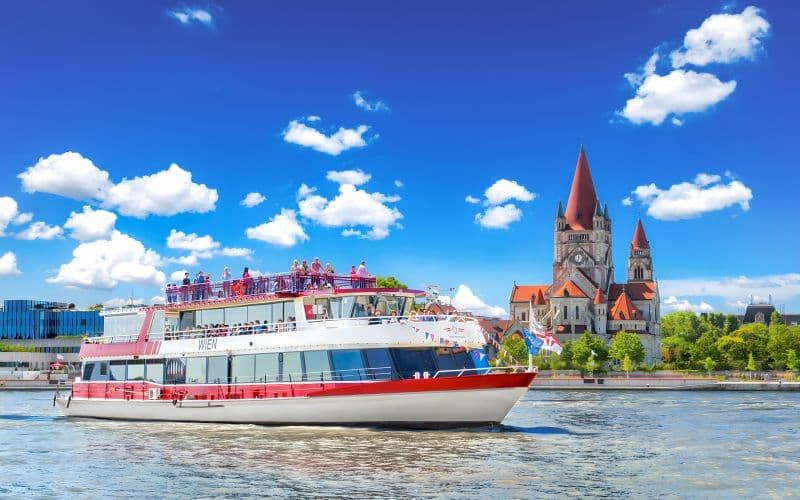 Billet Grande croisière touristique sur le Danube et le canal