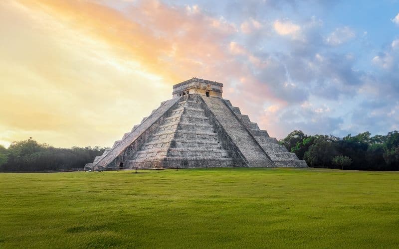Billet Depuis Cancún : Visite guidée de Chichén Itzá en accès anticipé