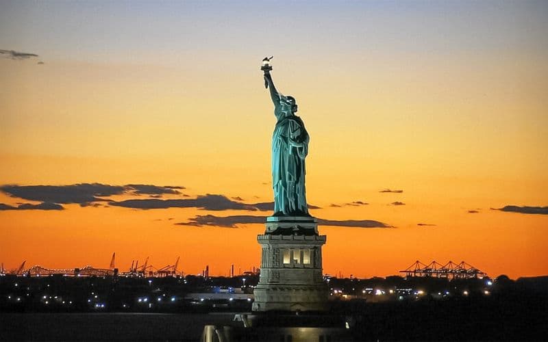 Billet Croisière sur la Statue de la Liberté au coucher du soleil