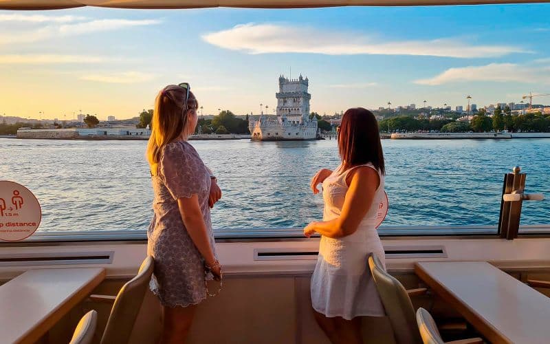 Billet Croisière au coucher du soleil sur le Tage à Lisbonne