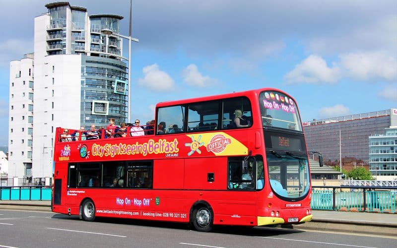 Billet City Sightseeing : Visite en bus Hop-On Hop-Off de Belfast