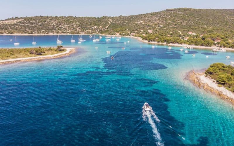 Billet Depuis Split : Lagon bleu, baie de Duga et excursion en bateau à Trogir avec plongée en apnée