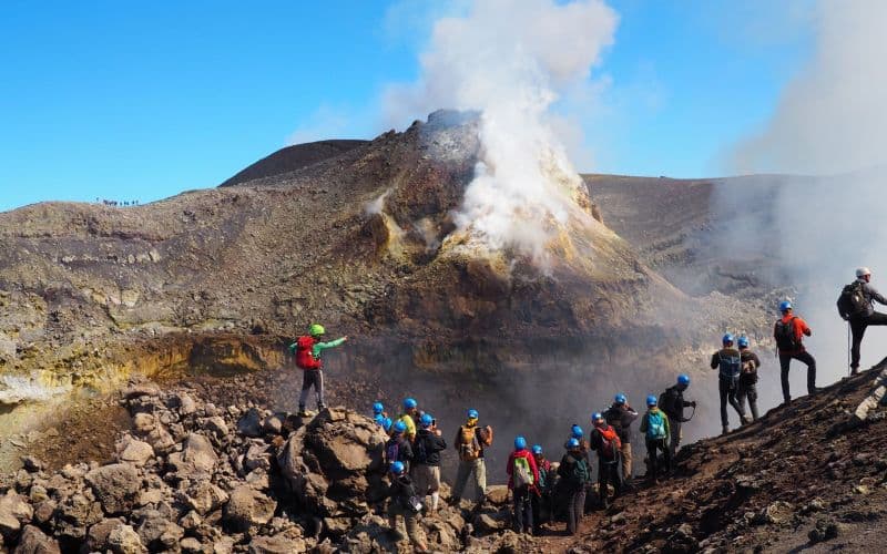 Billet Visite guidée de l'Etna en 4x4 avec dégustation de vin