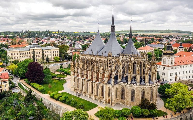 Billet Depuis Prague : Visite d'une journée Kutná Hora, Ossuaire de Sedlec et Cathédrale Sainte-Barbe