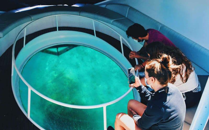 Billet Excursion guidée en bateau à fond de verre avec plongée en apnée à São Miguel