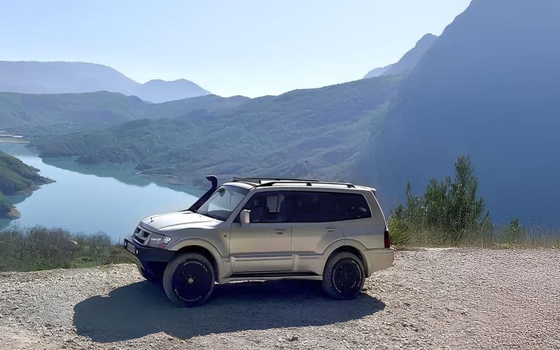 Billet Depuis Tirana/Durres/Golem : Visite du lac Bovilla en 4x4 hors route