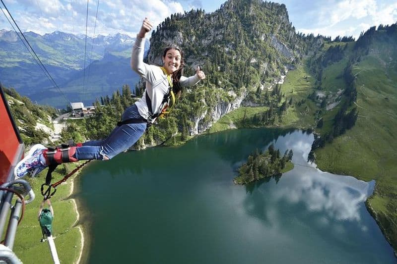 Billet Saut à l'élastique au mont Stockhorn à Interlaken