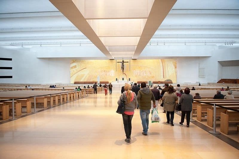 Billet Excursion privée à Fátima, Batalha, Nazaré et Óbidos au départ de Lisbonne