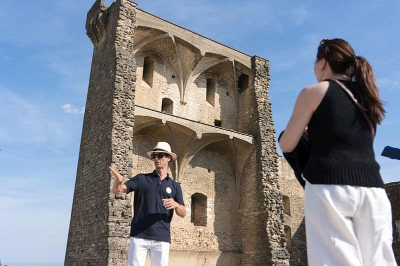 Billet Visite matinale des vins à Châteauneuf-du-Pape au départ d'Avignon