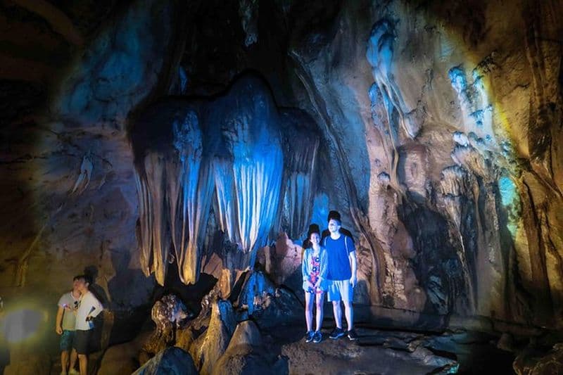 Billet Excursion à Chiang Dao avec visite de grottes et kayak