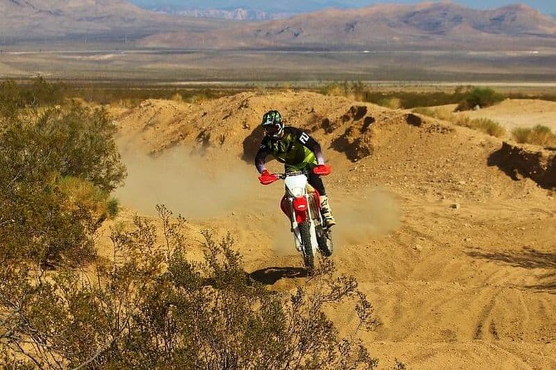 Billet Balade en moto cross dans la Vallée Cachée et la Vallée de Primm depuis Las Vegas
