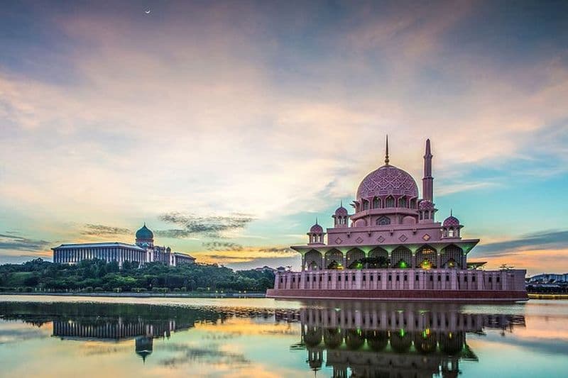 Billet Visite de Putrajaya avec croisière en bateau traditionnel depuis Kuala Lumpur
