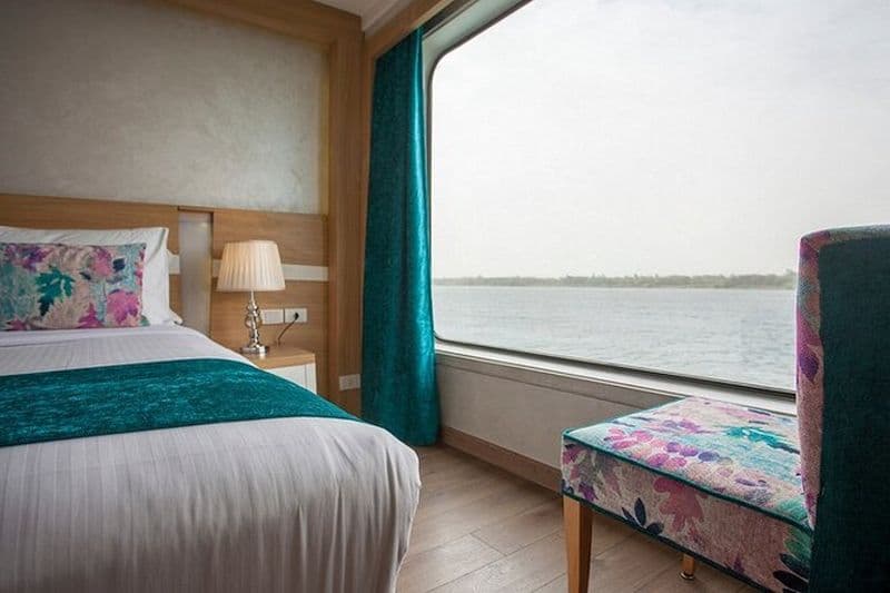 Billet Croisière de 4 jours sur le Nil de Louxor à Assouan avec balade en montgolfière