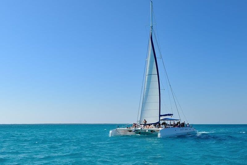 Billet Excursion d'une journée en catamaran à Sainte-Lucie au départ de Castries