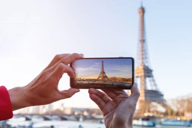 Billet Offre Paris : croisière dîner sur la Seine, accès à la Tour Eiffel et billets pour le Moulin Rouge