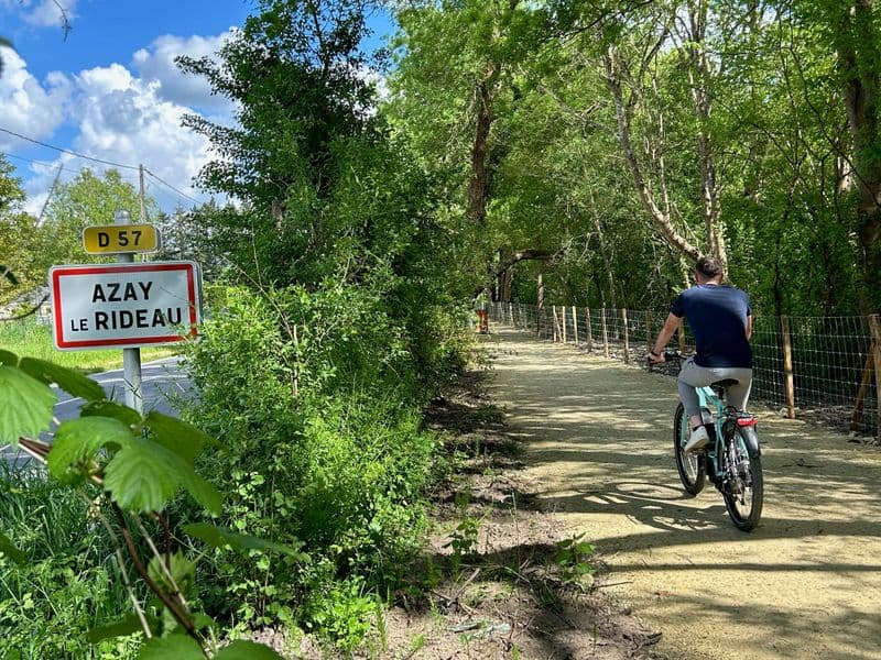 Billet Location de vélos chez TOURS'N BIKES