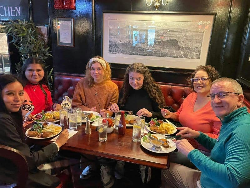 Billet Visite gastronomique de la nouvelle ville d'Édimbourg avec un local