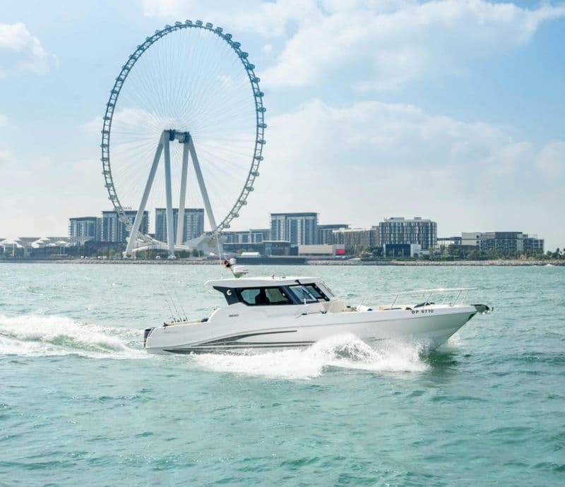 Billet Location d'un yacht privé de 36 pieds pour naviguer dans la marina de Dubaï