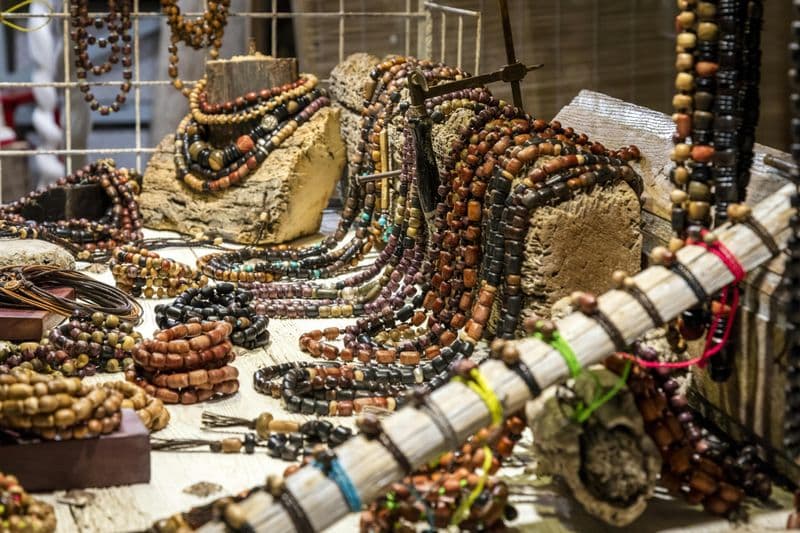 Billet Visite nocturne de la ville d'Ibiza avec le marché hippie de Las Dalias