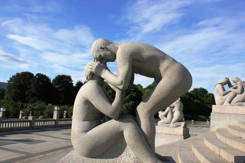 Billet Explorer les endroits dignes d'intérêt du parc Vigeland à Oslo avec un habitant de la ville