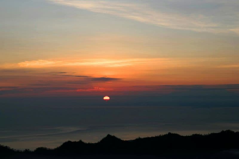 Billet Randonnée au lever du soleil au Mont Batur avec sources thermales