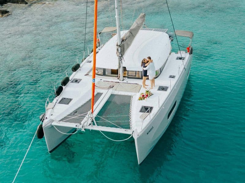Billet Croisière privée au coucher du soleil d'Héraklion à l'île de Dia avec du vin crétois