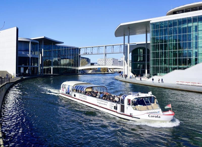 Billet Croisière fluviale d'une heure sur la Spree à Berlin avec guide à bord