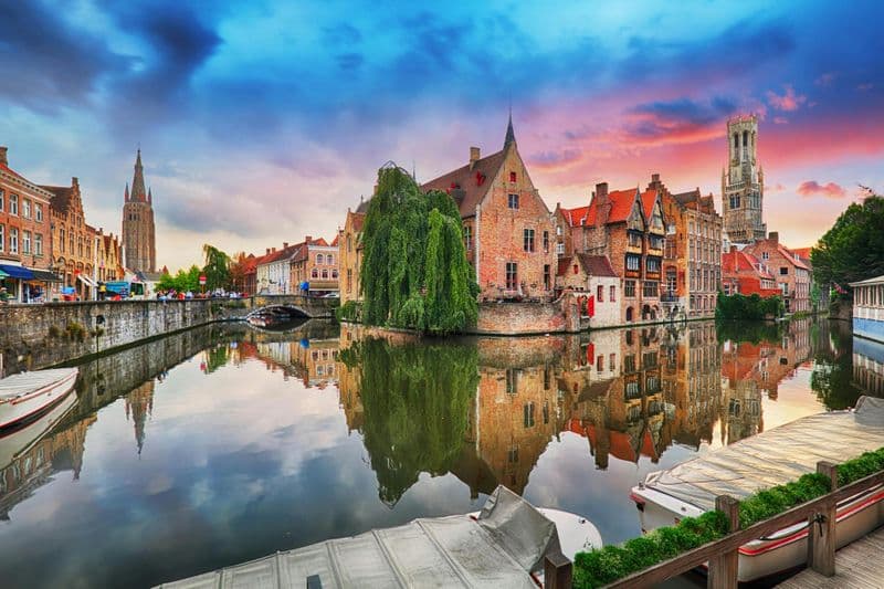 Billet Visitez les points forts de Bruges dans une application de jeu d'exploration de la ville